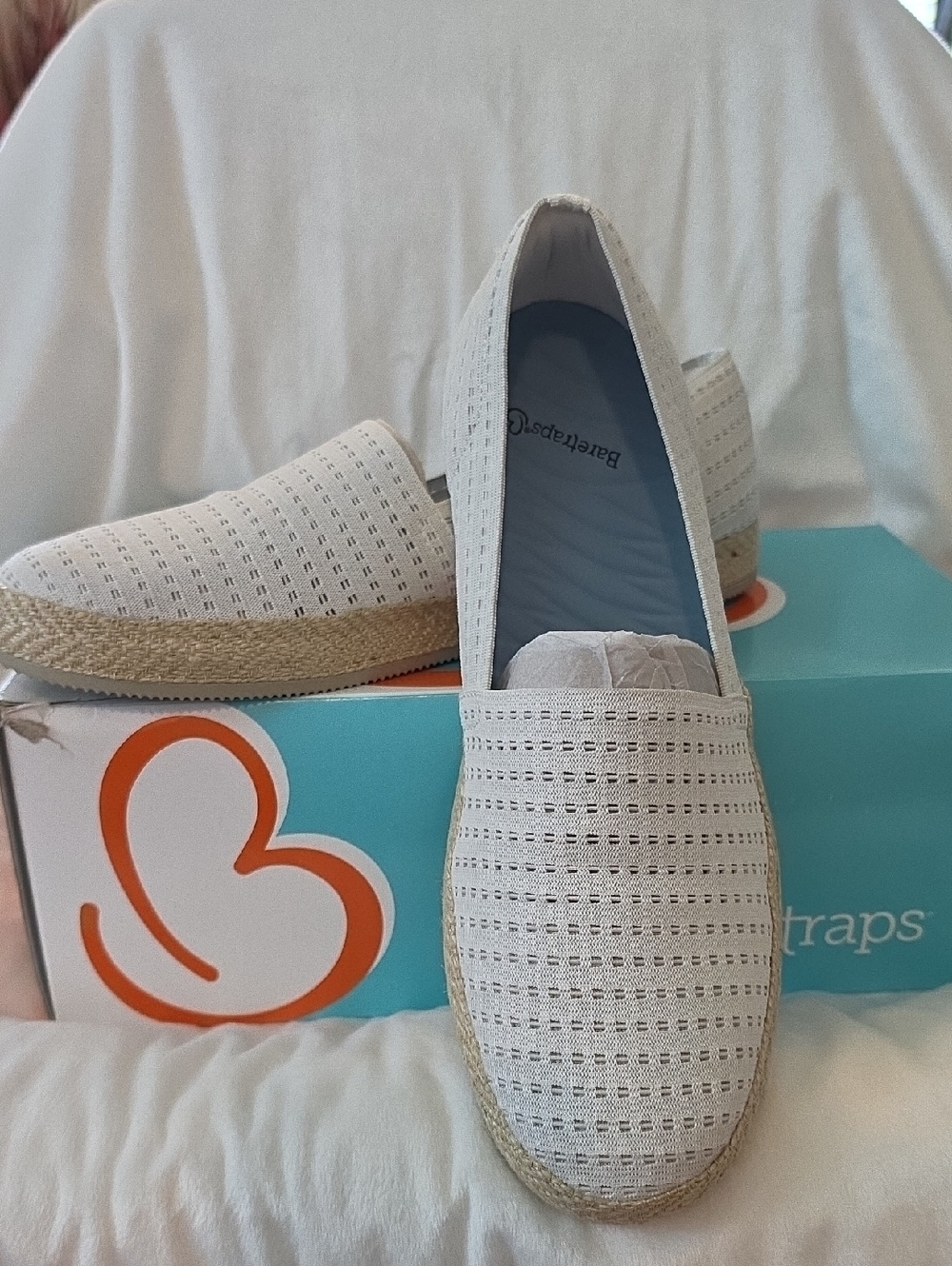 New BareTraps Cream Crochet Espadrille Slip-On Shoes